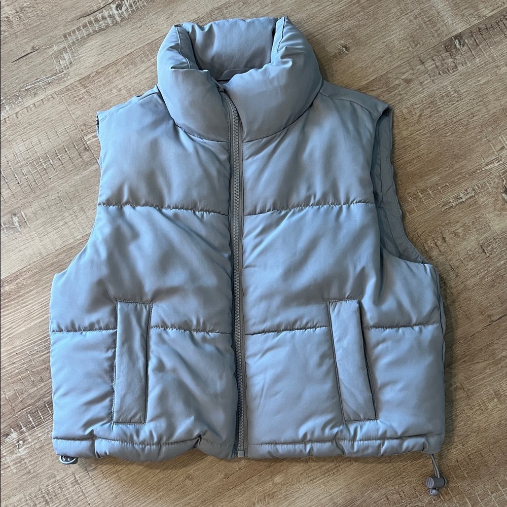 Hollister Silver Puffer Vest